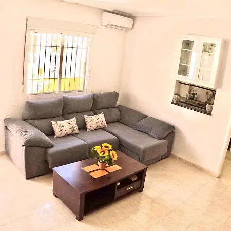 Villa 6 Berth Costa Blanca Near The Beach!